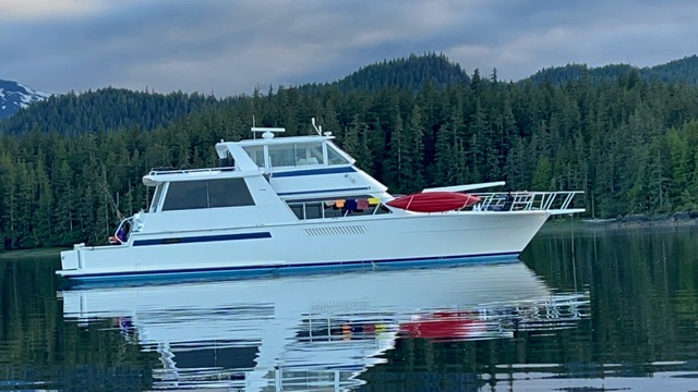 New in Wrangell. 2000 60' Viking Cockpit Sport Yacht. Twin 1050 Mann Diesels, Dual Station, 3 Staterooms, VERY CLEAN.  $399,000
