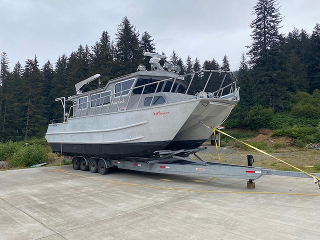 2006 38' x 13' Maxweld Maxcat  Twin Volvo D6-350's, Delta-style house, giant head & galley. Sleeps 8. 4-Axle Tuff Trailer included. $425,000